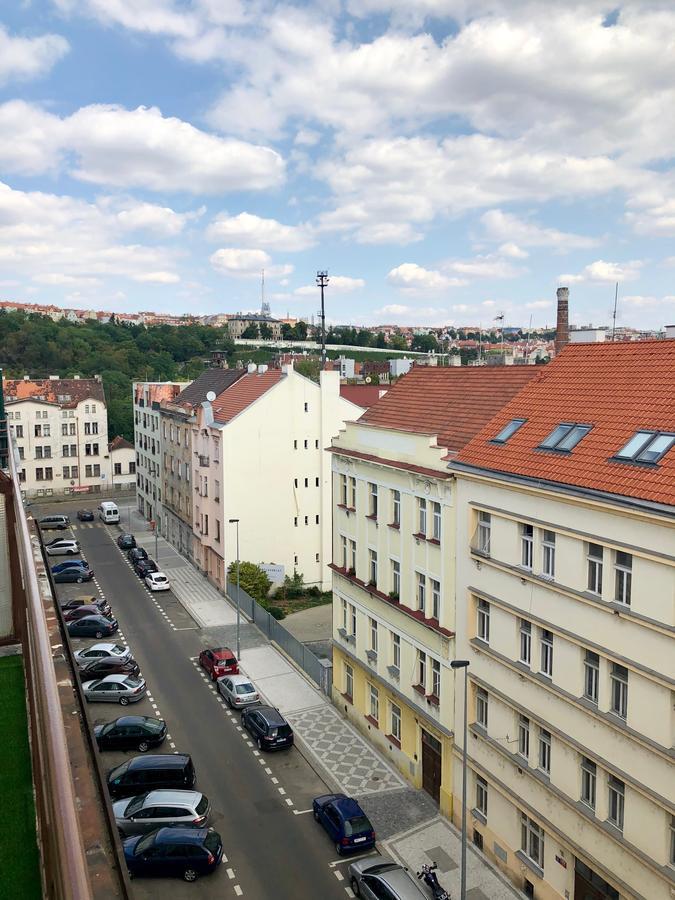 Hotel Mira Inn Прага Экстерьер фото